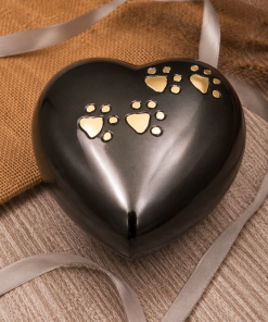 ÁNFORA CORAZÓN NEGRO